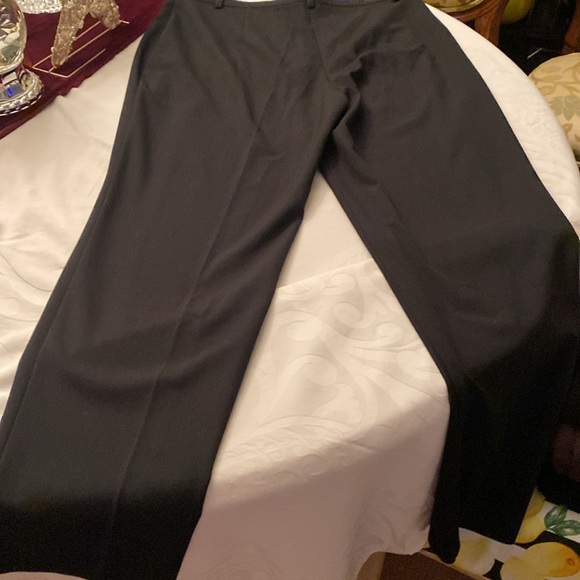 Wolfgang Kaiser dress slacks in black hidden front button - Picture 4 of 4